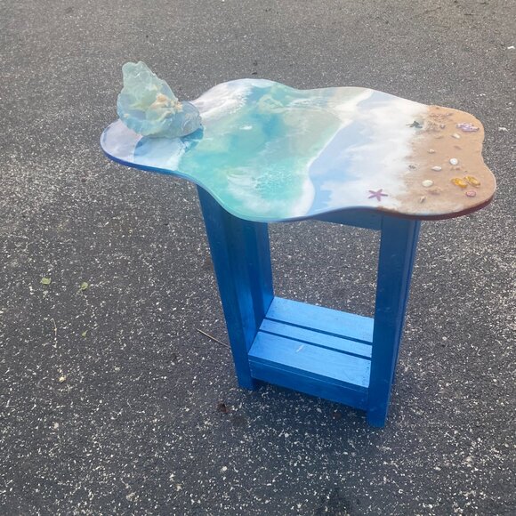 Mermaid Table - Picture 2 of 3
